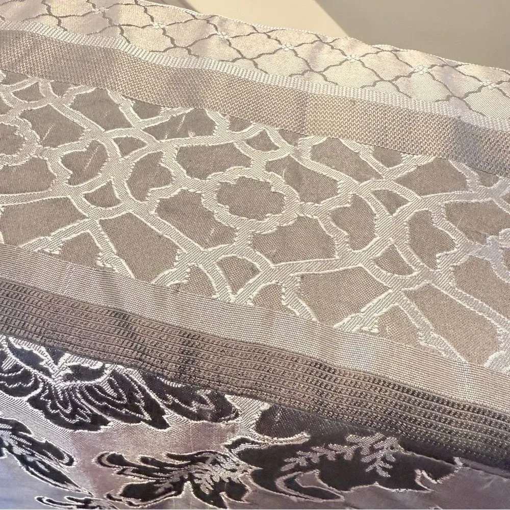 Floral Jacquard Modern Metallic Silver Shimmer Grey Comforter - Size King